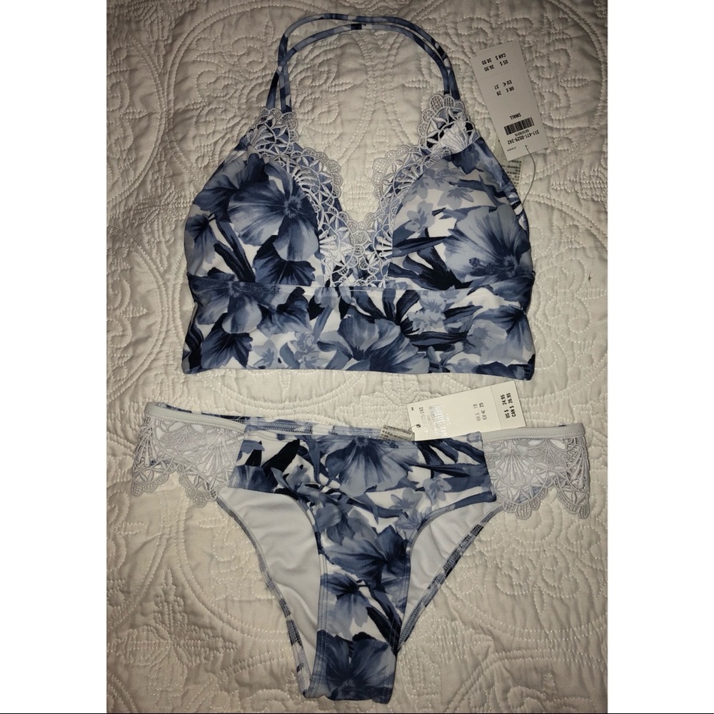 NWT blue floral bikini 💦